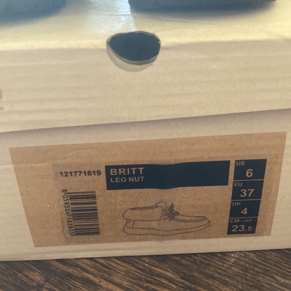 Shoes Hey Dude Britt Leo Nut size 6 New